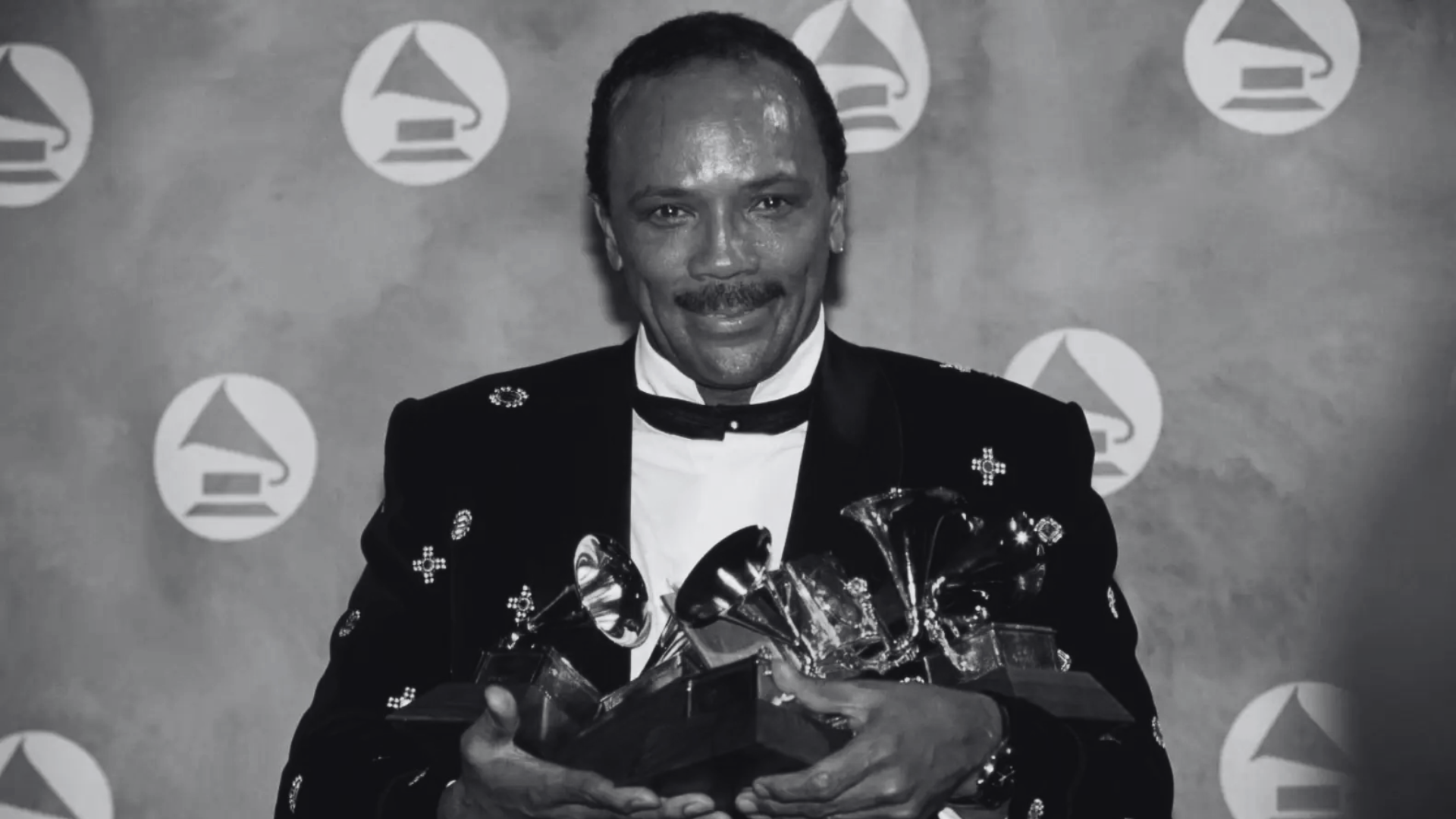 Quincy Jones, Legendary Producer Behind Michael Jackson’s ‘Thriller’ and Co-Creator of ‘We Are the World,’ Dies at 91